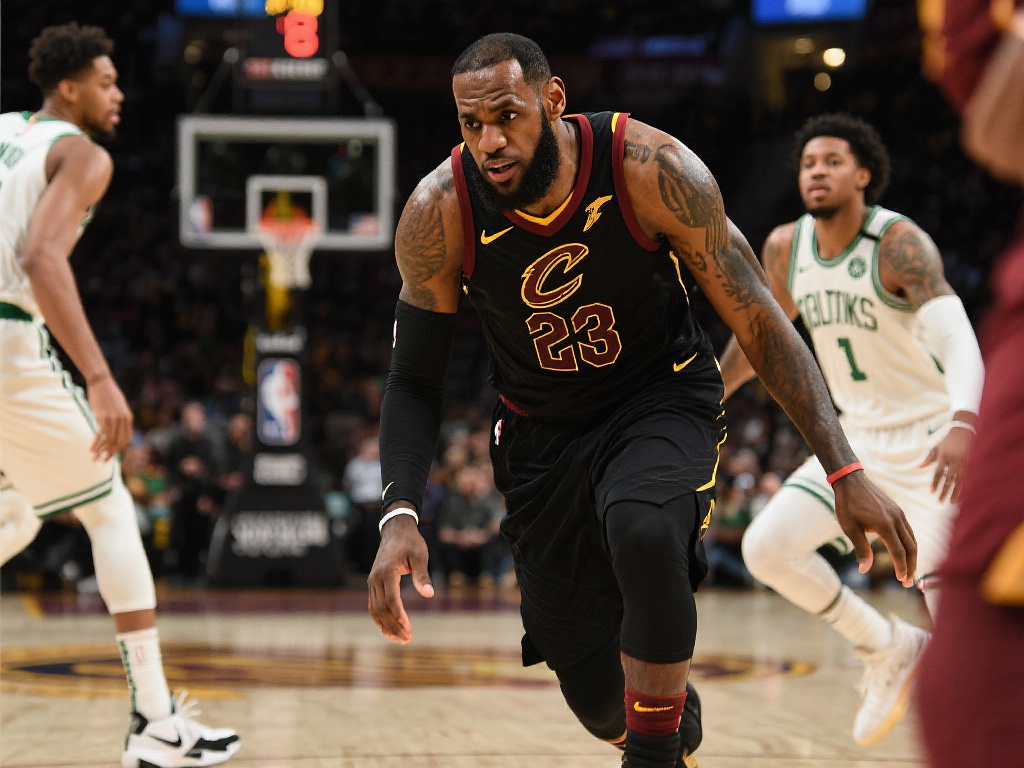 内马尔左膝扭伤痛哭离场 后续检查待确认